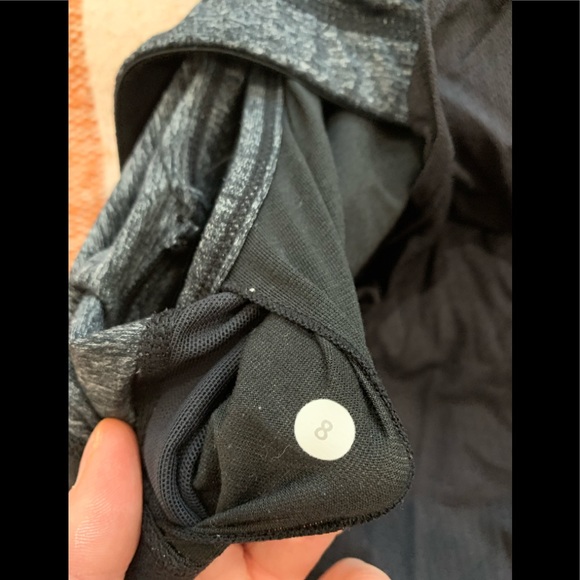 Lululemon tank - Picture 4 of 4